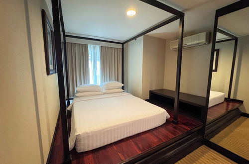 Foto 14 - The Narathiwas Hotel & Residence Sathorn Bangkok