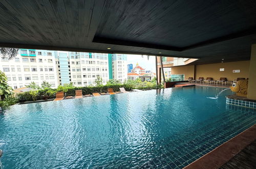 Photo 40 - The Narathiwas Hotel & Residence Sathorn Bangkok