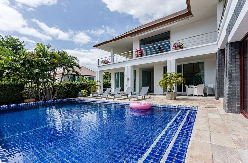 Photo 51 - Unique Pool Villa with 5 Bedrooms and Sea View (PM-C1)