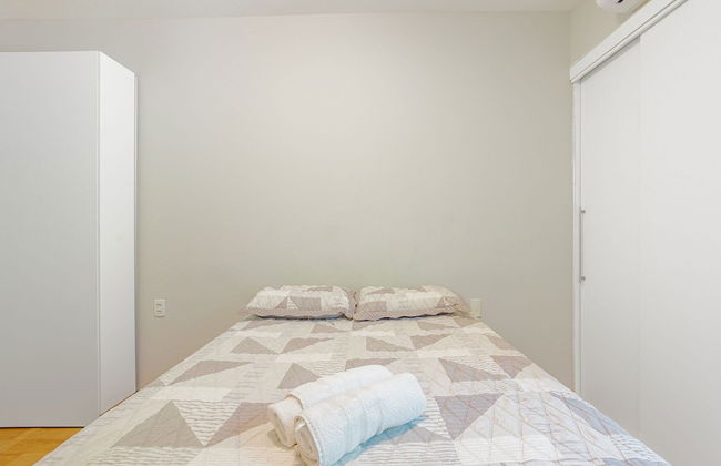 BR01 Quarto de Sala Praia Porto Barra - Foto 3