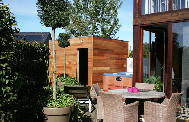 Charming Cottage With Jacuzzi Located Near Nature and ski Slopes - Foto 10