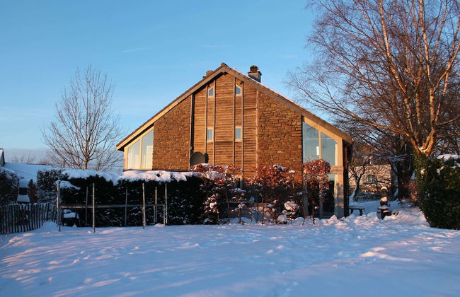Charming Cottage With Jacuzzi Located Near Nature and ski Slopes - Foto 19