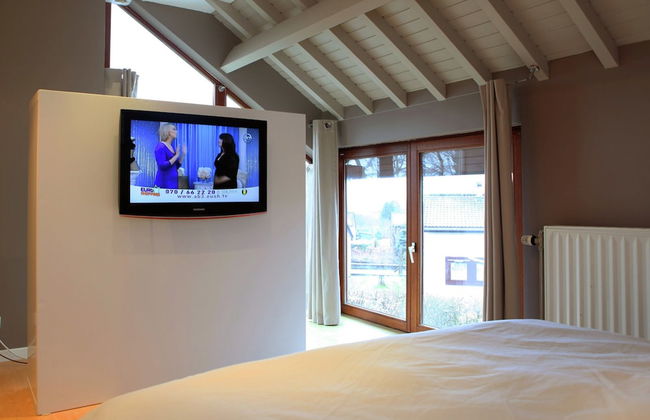 Charming Cottage With Jacuzzi Located Near Nature and ski Slopes - Foto 4