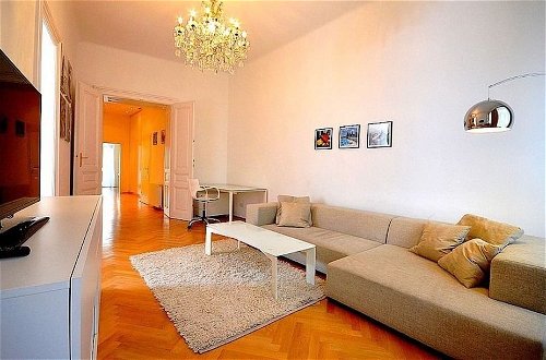 Foto 5 - Vienna Residence Spacious & Tasteful Apartment in the 3rd District