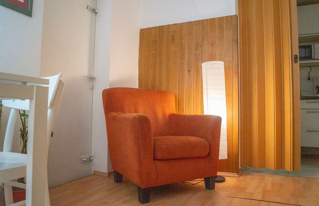 Timeless 2BR Near Downtown - Foto 15