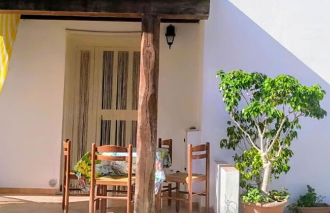 Foximanna on the North Floor in a Villa Surrounded by Greenery Facing the sea - Foto 1