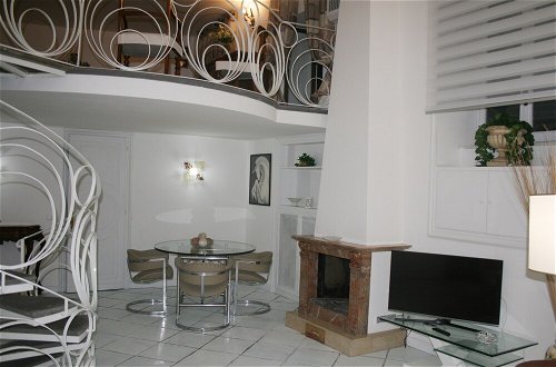 Foto 12 - Apartment at the Roman Forum in the Center of Rome
