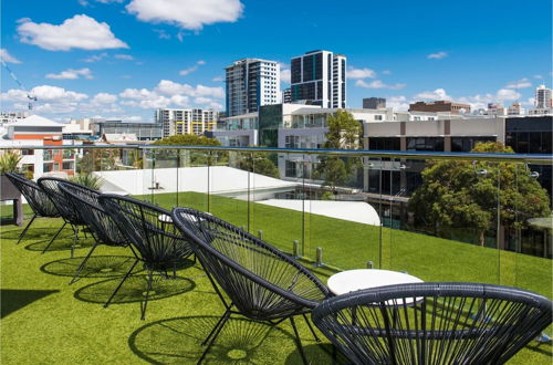 Photo 10 - Modern Room With Rooftop Terrace Located Centrally