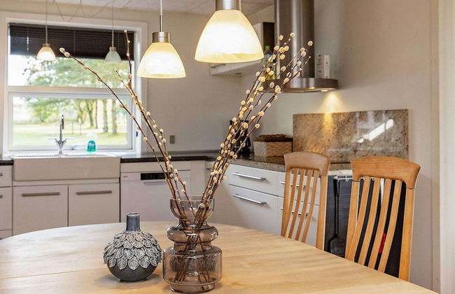 8 Person Holiday Home in Skals - Foto 12