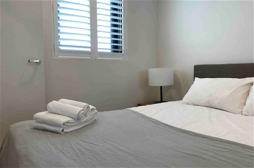 Foto 6 - Modern 1 Bedroom Apartment South Yarra