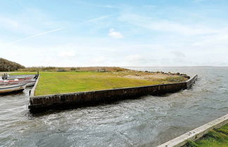 Photo 2 - Enticing Holiday Home in Midtjylland near Sea