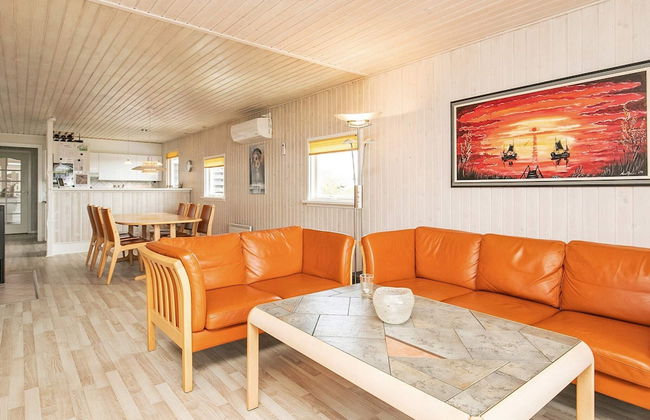 8 Person Holiday Home in Harboore - Foto 9