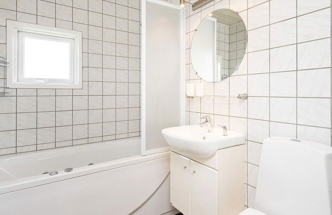 8 Person Holiday Home in Harboore - Foto 3