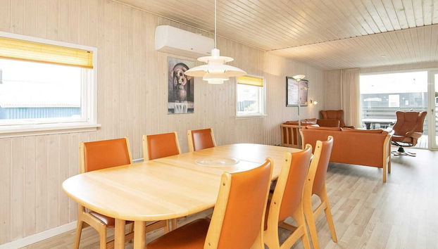 8 Person Holiday Home in Harboore - Foto 4