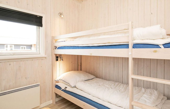 8 Person Holiday Home in Harboore - Foto 8