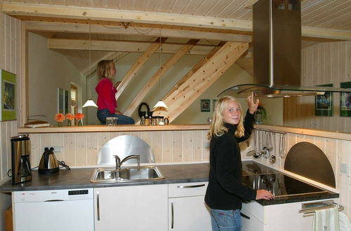 Photo 9 - 7 Person Holiday Home in Vaeggerlose