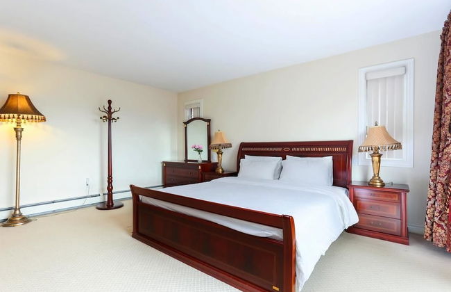 Grand Spacious Suite near YVR by Elevate Rooms - Foto 6