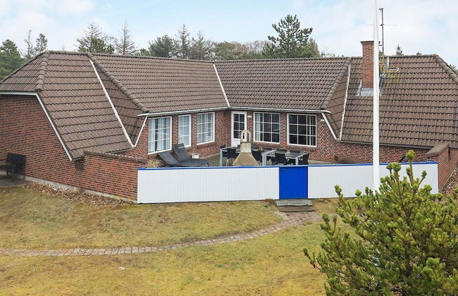 10 Person Holiday Home in Blavand - Foto 26
