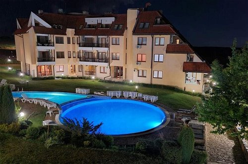 Photo 27 - Brand New Apartment With Pool, gym and Playground