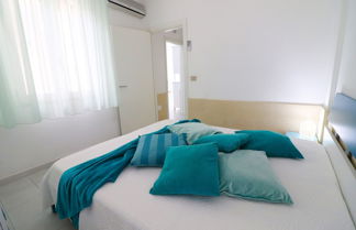 Photo 1 - Holiday Apartment With Air Conditioning And Panoramic Sea View Pets Allowed