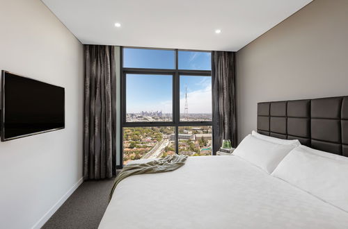 Photo 11 - Meriton Suites Chatswood