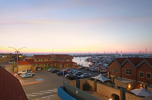 Photo 15 - Nautica Residences Hillarys