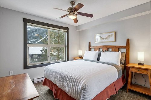 Photo 4 - SPACIOUS 2-Br 2-Ba | Ski In/Out | Pool & Hot Tubs | in Heart of PANORAMA RESORT