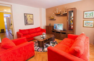 Photo 1 - Apartment Hemingway