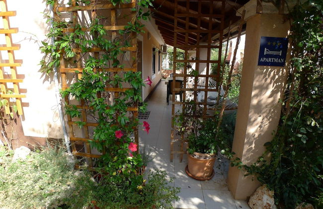 Apartment for 3 Persons With Beautiful Terrace - Photo 12