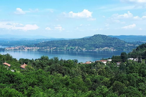 Photo 13 - Chalet Dania With Garden Pool and Lake View