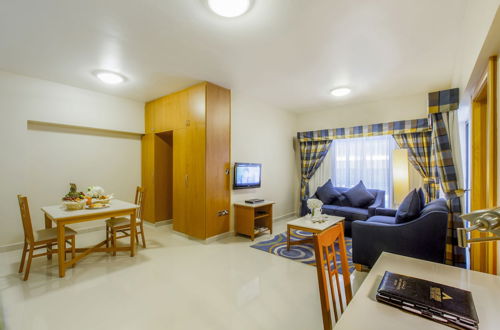 Photo 34 - Golden Sands Hotel Apartments