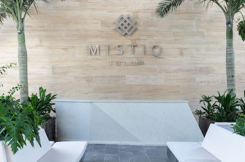 Photo 21 - Mistiq D104 By Lockey