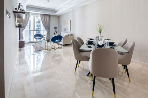 Photo 1 - Luxuriously Elegant 2BR Apartment in Downtown Dubai