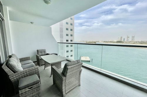 Foto 19 - Stunning 1 Bedroom Sea View on the Palm