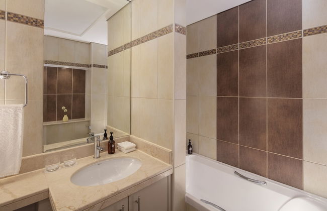 Staybridge Suites Dubai Internet City by IHG - Foto 33