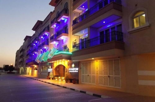 Foto 22 - Arabian Dreams Deluxe Hotel Apartments
