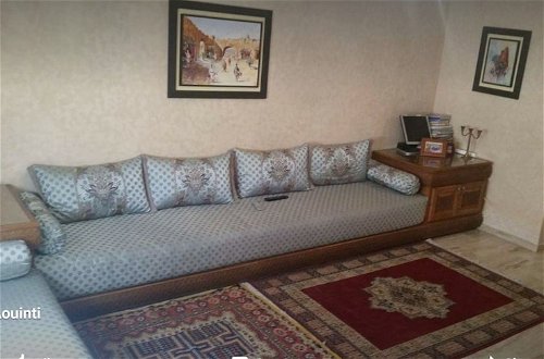 Photo 2 - Impeccable 2-bed Apartment