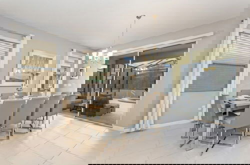 Foto 55 - Amazing 7 Bedroom Solterra New Resort Home 7 Villa by RedAwning