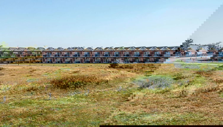 Foto 1 - 6 Person Holiday Home in Hojer