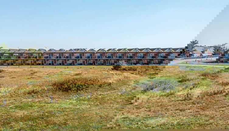 Foto 1 - 6 Person Holiday Home in Hojer