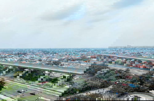 Foto 20 - Good And Homey Studio At Gateway Park Lrt City Bekasi Apartment