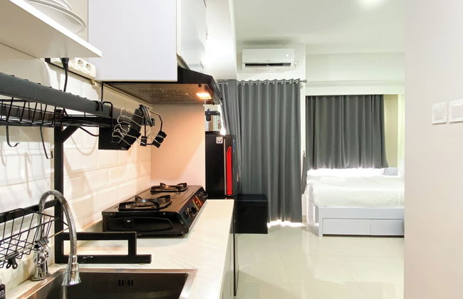 Good and Homey Studio at LRT City Jatibening Apartment - Photo 3