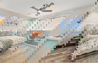 Foto 2 - Beach Villas # 506-250 Estero Blvd 2 Bedroom Apts by RedAwning