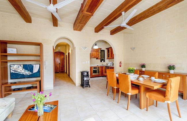 Ta'sandrija Pool And Well-being In Gozo - Photo 22