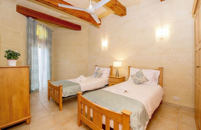 Ta'sandrija Pool And Well-being In Gozo - Photo 8