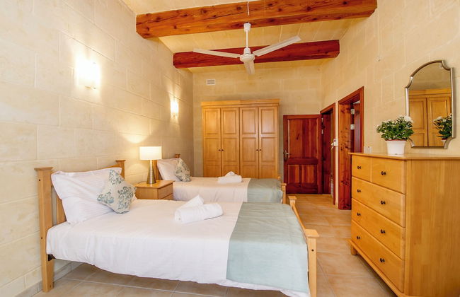Ta'sandrija Pool And Well-being In Gozo - Photo 7