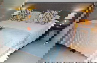 Foto 1 - The Suite Luxury one Bedroom Furnished