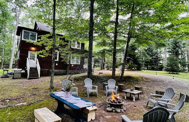 Fernwood Cottage A Poconos Retreat - Foto 27