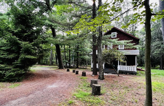 Fernwood Cottage A Poconos Retreat - Foto 7