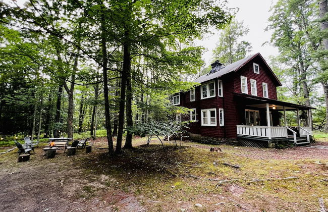 Fernwood Cottage A Poconos Retreat - Foto 25
